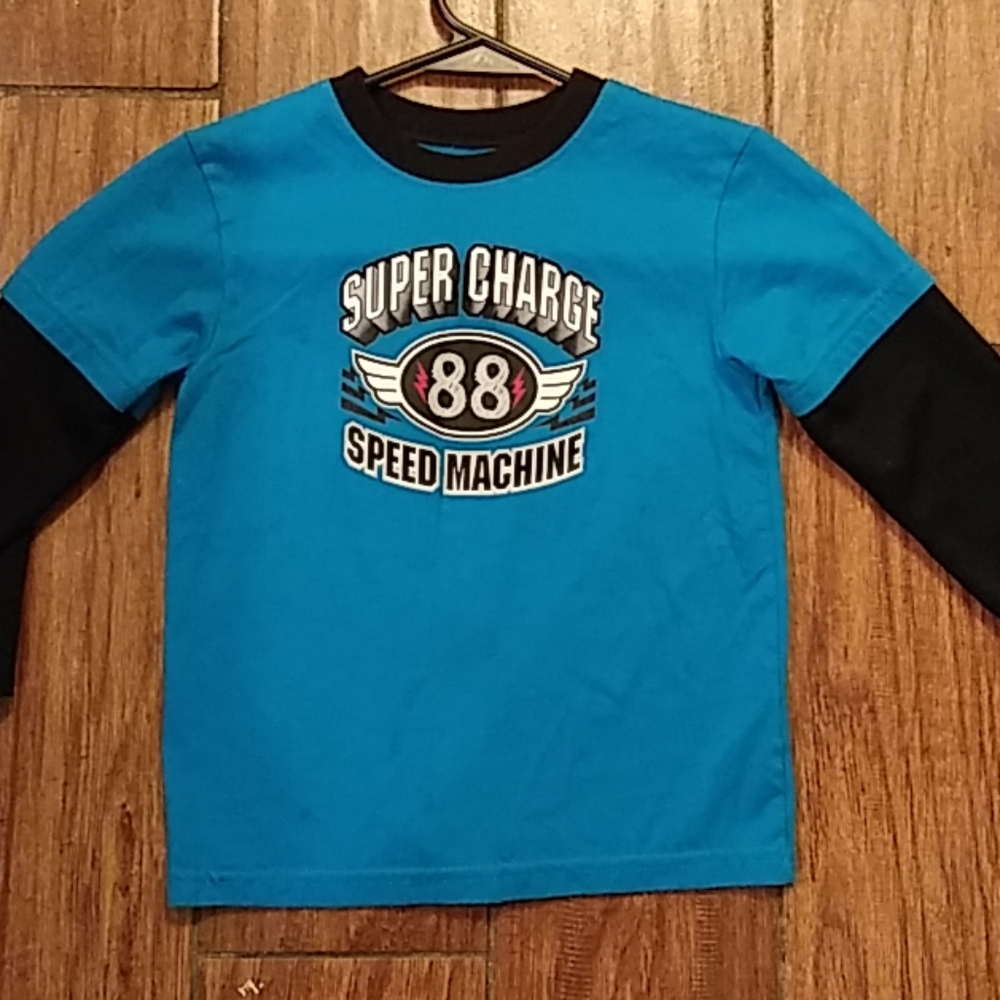 Boys size 5T long sleeve shirt super charger